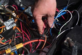 Chicotes e conectores automotivos: Guia completo