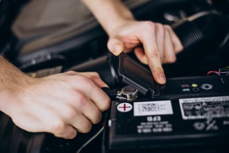 Bateria e sistema elétrico: diagnóstico receptivo para oficinas e autopeças