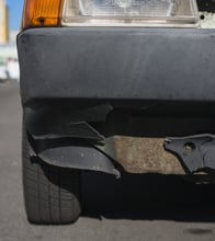 Componentes plásticos na reparação automotiva
